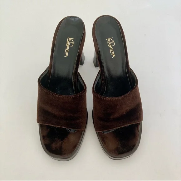 Vintage 90’s Chocolate Brown🤎Velvet Heels - Picture 3 of 6